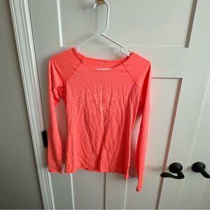 Billabong, surf shirt, long sleeve, water sports Youth L or a cropped Women's XS